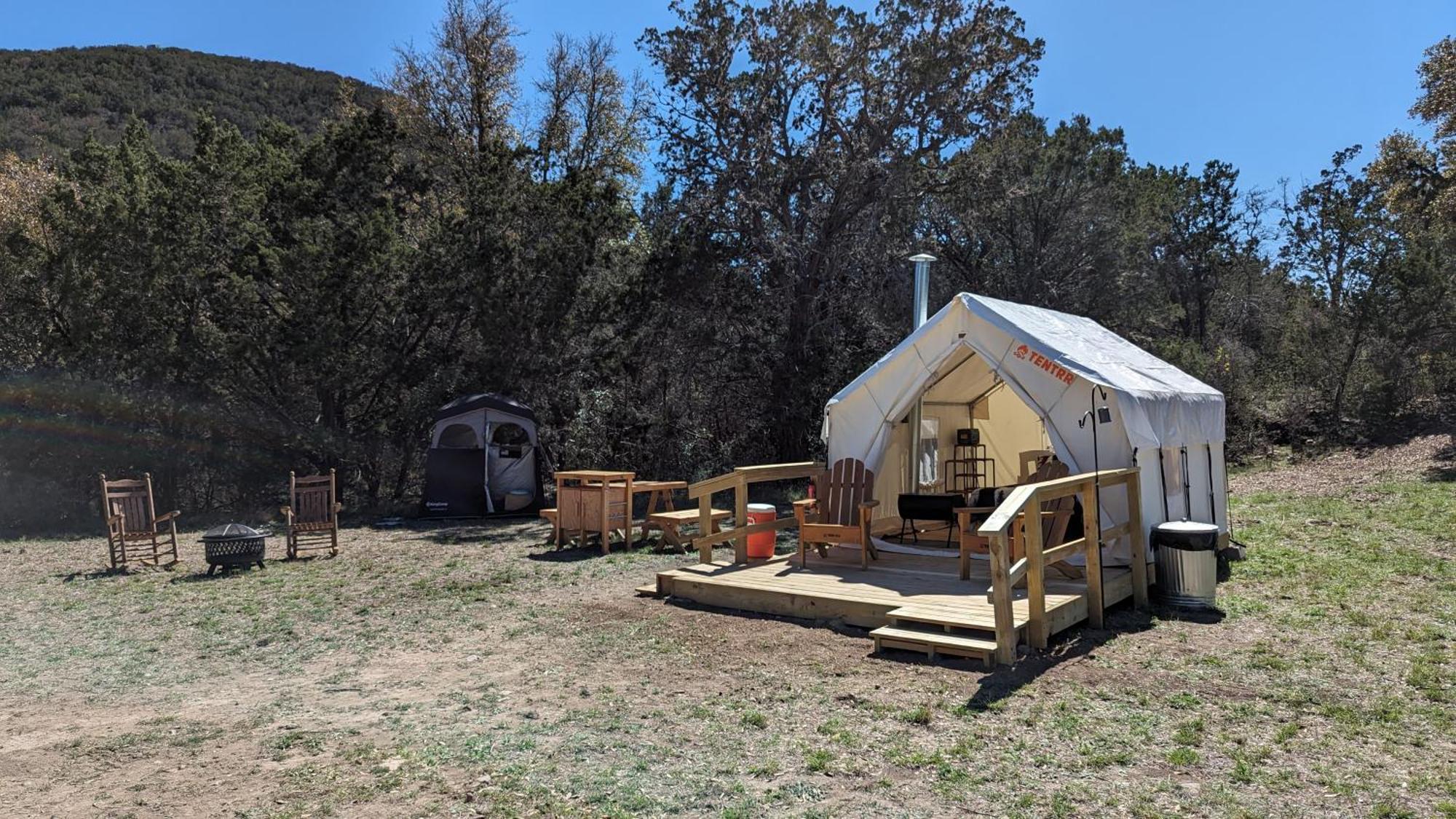 A Peace Of Heaven Cabins And Rv Vanderpool エクステリア 写真