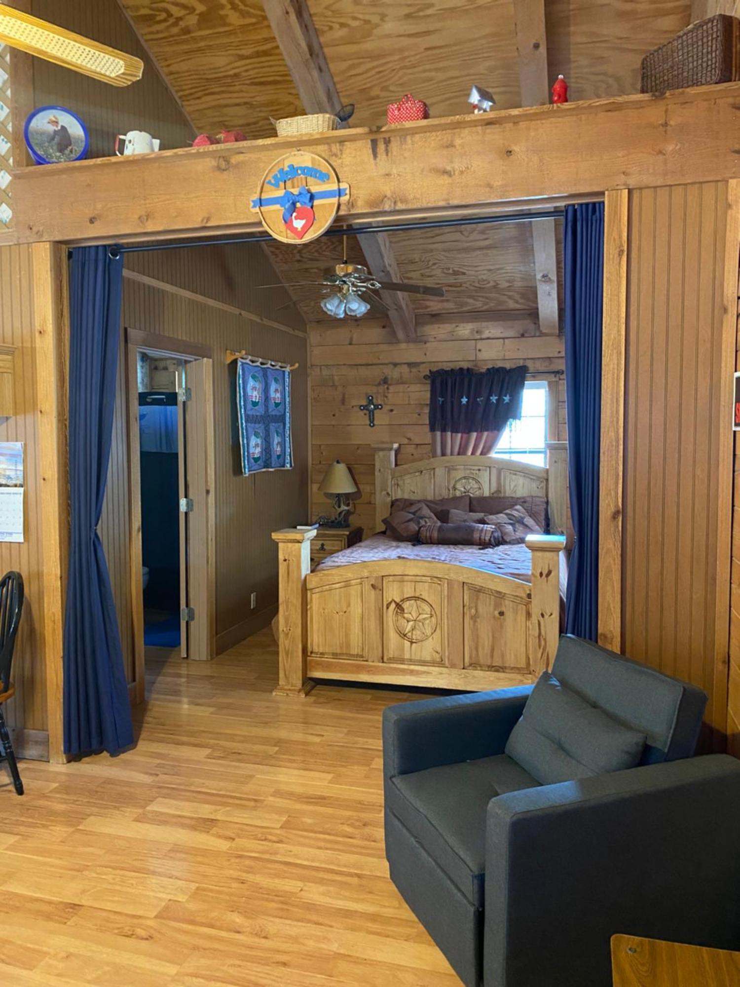 A Peace Of Heaven Cabins And Rv Vanderpool エクステリア 写真
